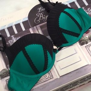 36A padded cleavage push up